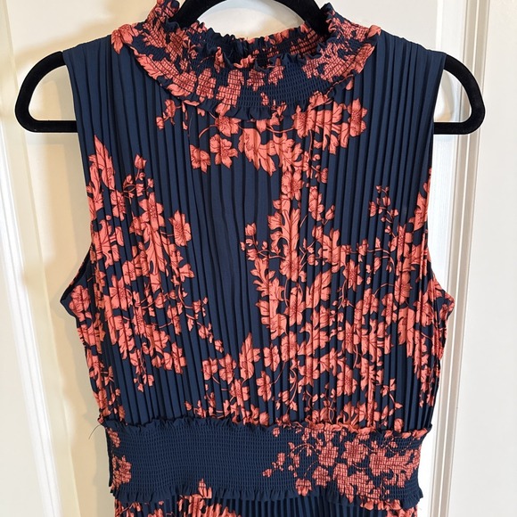 Nanette Nanette Lepore Navy & Coral Floral Smocked Pleated Midi Dress Size 14 - Picture 3 of 8